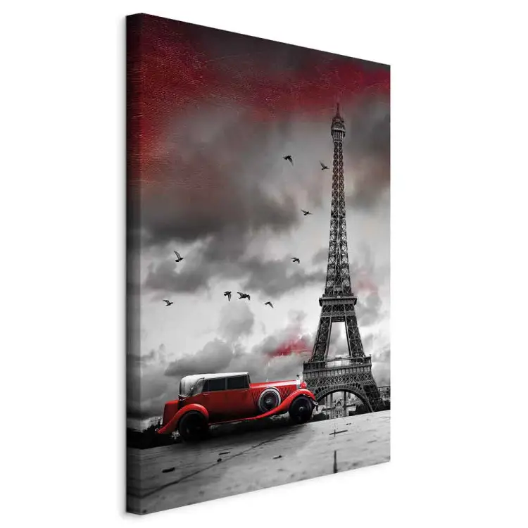 Voiture rouge à Paris vertical
