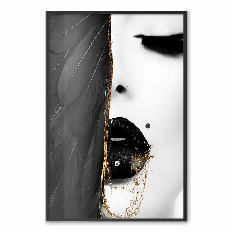 Regard d'ange - femme abstraite en noir et blanc avec plumes noires