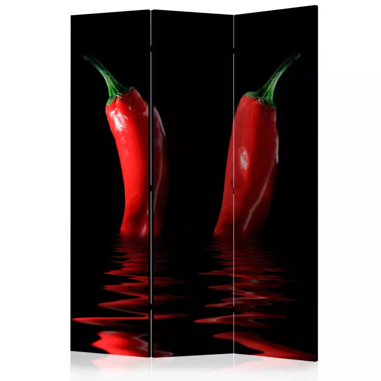 Piment Chili (3 panneaux) - trois légumes en feu dans l'eau