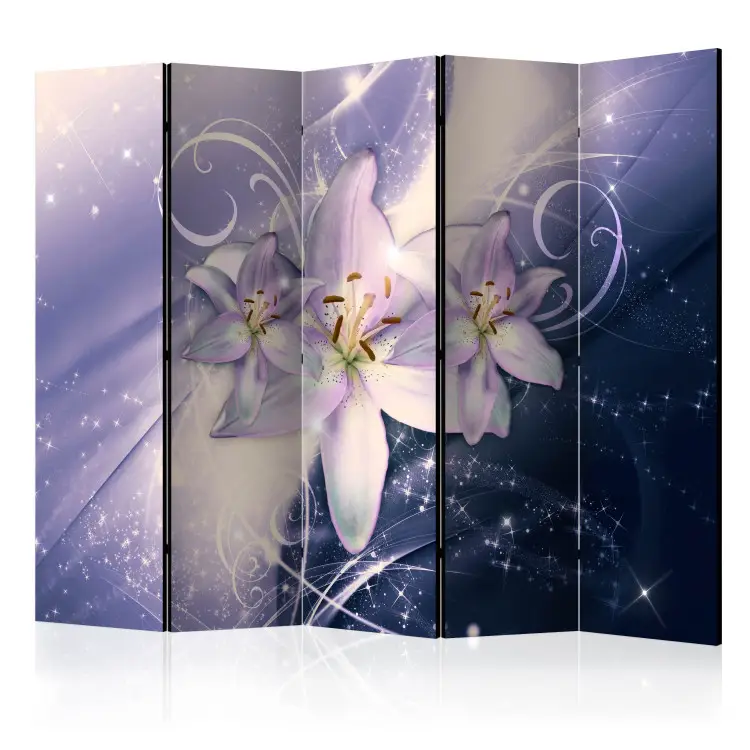 Galaxie hivernale II - lys sur fond violet abstrait
