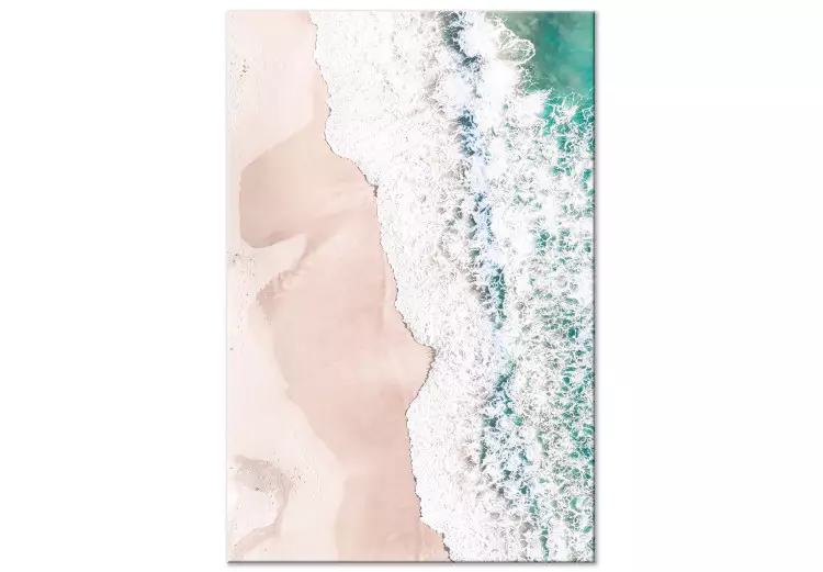 Vagues turquoises - la côte de la mer avec des vagues battantes