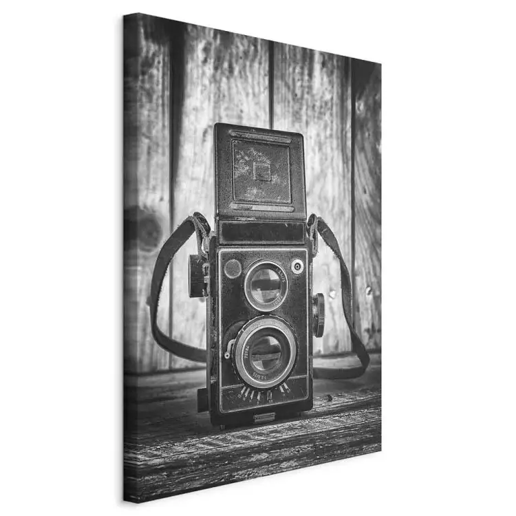 Ancien appareil photo - une composition rétro en noir et blanc
