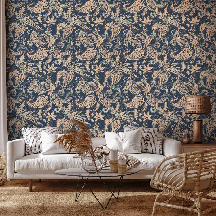 Ornement indien - motif floral richement décoré sur fond bleu